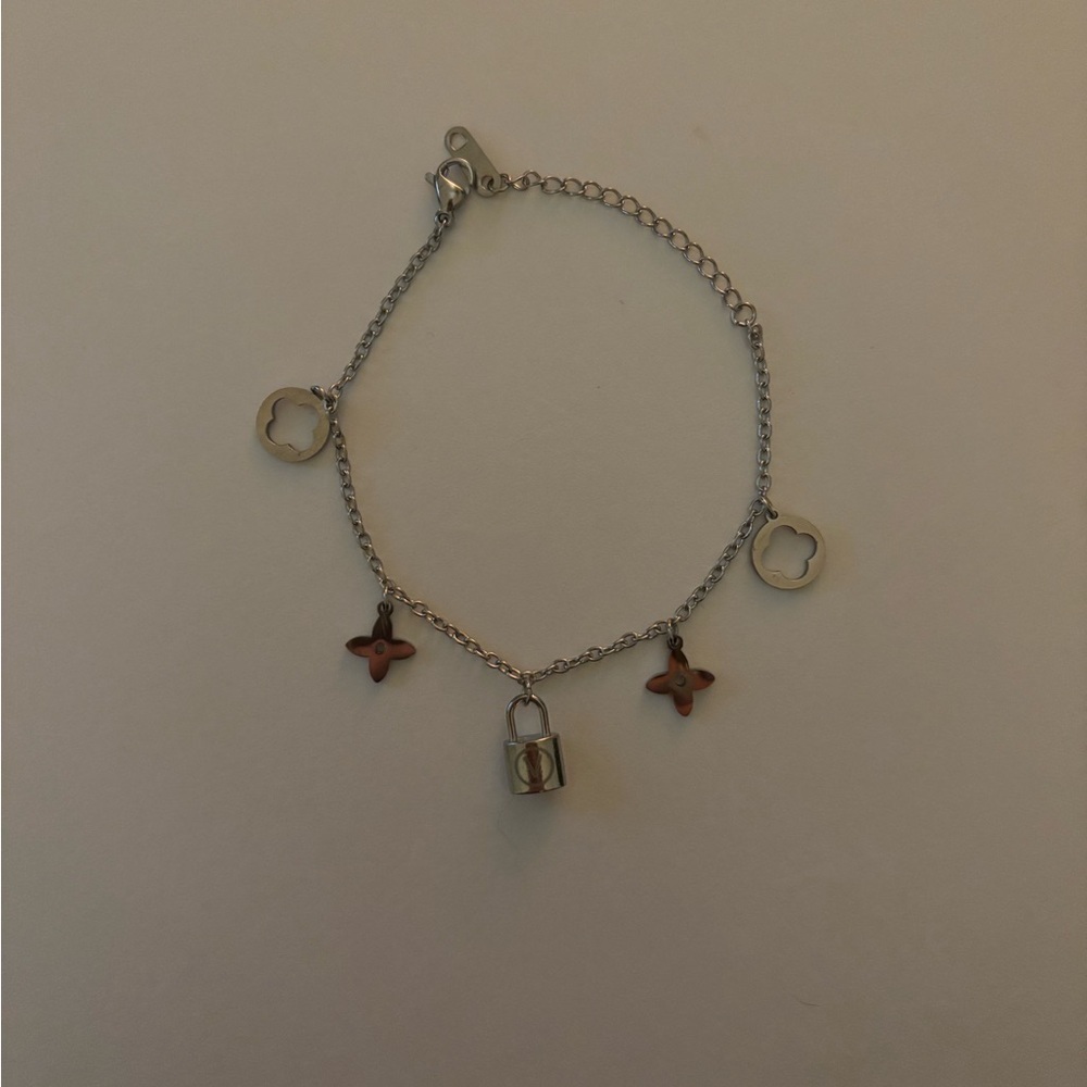 Stainless Steel gorgeous bracelet